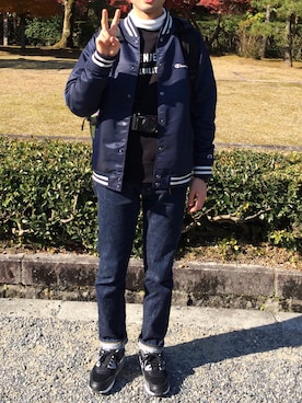 「Acne Studios（アクネストゥディオズ）のアイテム（その他トップス）」を使った、モジャ男さん（メンズ・172cm）の冬コーディネート
