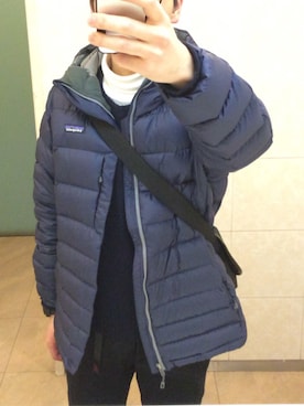「BLUE BLUE（ブルーブルー）のアイテム（ニット/セーター）」を使った、モジャ男さん（メンズ・172cm）の冬コーディネート