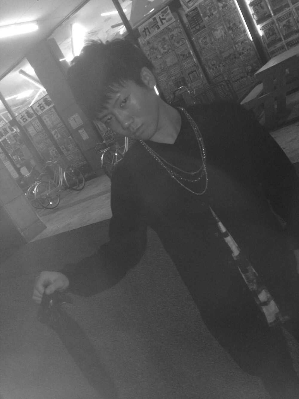 「TOPMANのTopman Baseball Collar Shirt（シャツ/ブラウス、ブラック系）」を使った、tomoさん（メンズ・168cm）の秋コーディネートの1枚目の写真