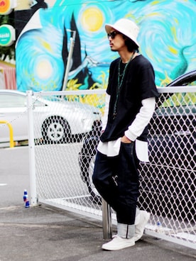 「KURO（クロ）のアイテム」を使った、m.fujiiさん（メンズ・181cm）の秋コーディネート