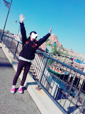 「黒ニット」｜７さん（レディース・156cm）の冬コーディネート