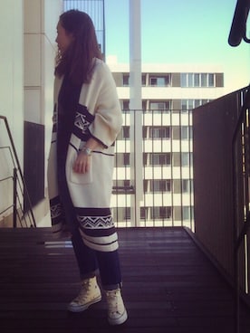 「アイテム（アクセサリー、パープル系）」を使った、MKoさん（レディース・161cm）の秋コーディネート