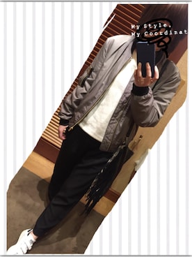 「UNIQLO（ユニクロ）のアイテム（パンツ、ブラック系）」を使った、Aya.さん（レディース・158cm）の春コーディネート