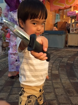 「Mini Rodini（ミニロディーニ）のアイテム（レッグウェア）」を使った、keikeiさん（キッズ・90cm）の夏コーディネート