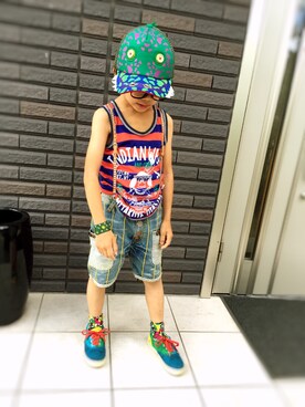 「One deux boo（ワンドゥーブー）のアイテム（キャップ）」を使った、七福さん（キッズ・120cm）の夏コーディネート