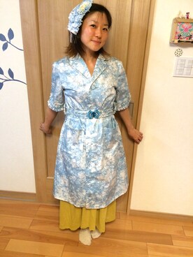 「アイテム（ヘアアクセサリー、ブルー系）」を使った、なお奈穂さん（レディース・157cm）の秋コーディネート