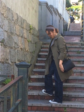 「アイテム（トレンチコート、グリーン系）」を使った、sry  × im△さん（レディース・157cm）の秋コーディネート