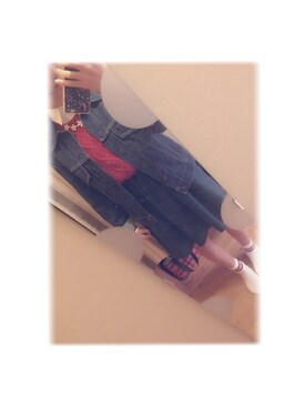 「白シャツ×ニット」｜「アイテム（ジャケット/アウター）」を使った、HiBiさん（レディース・156cm）の冬コーディネート