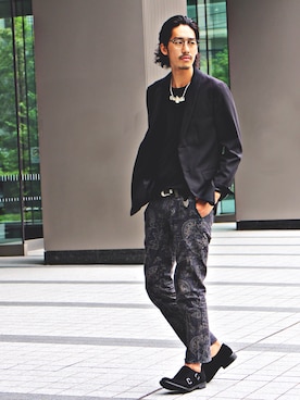 「DOWBL（ダブル）のアイテム（ベルト）」を使った、江崎龍哉さん（メンズ・184cm）の夏コーディネート