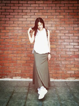 「wearsg」｜「アイテム（スニーカー）」を使った、MayJune陈美君さん（レディース・155cm）の秋コーディネート