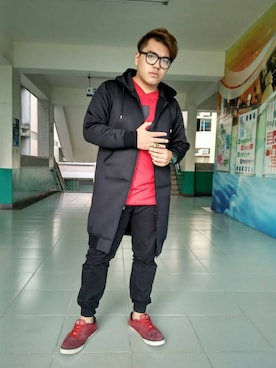 「RADICAL（RADICAL）のアイテム」を使った、很滑さん（メンズ・172cm）の冬コーディネート