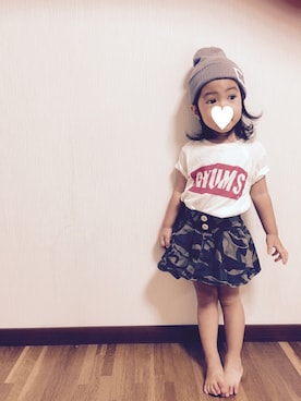 「CHUMS（チャムス）のアイテム（Tシャツ/カットソー）」を使った、HIKAひかさん（キッズ・90cm）の秋コーディネート