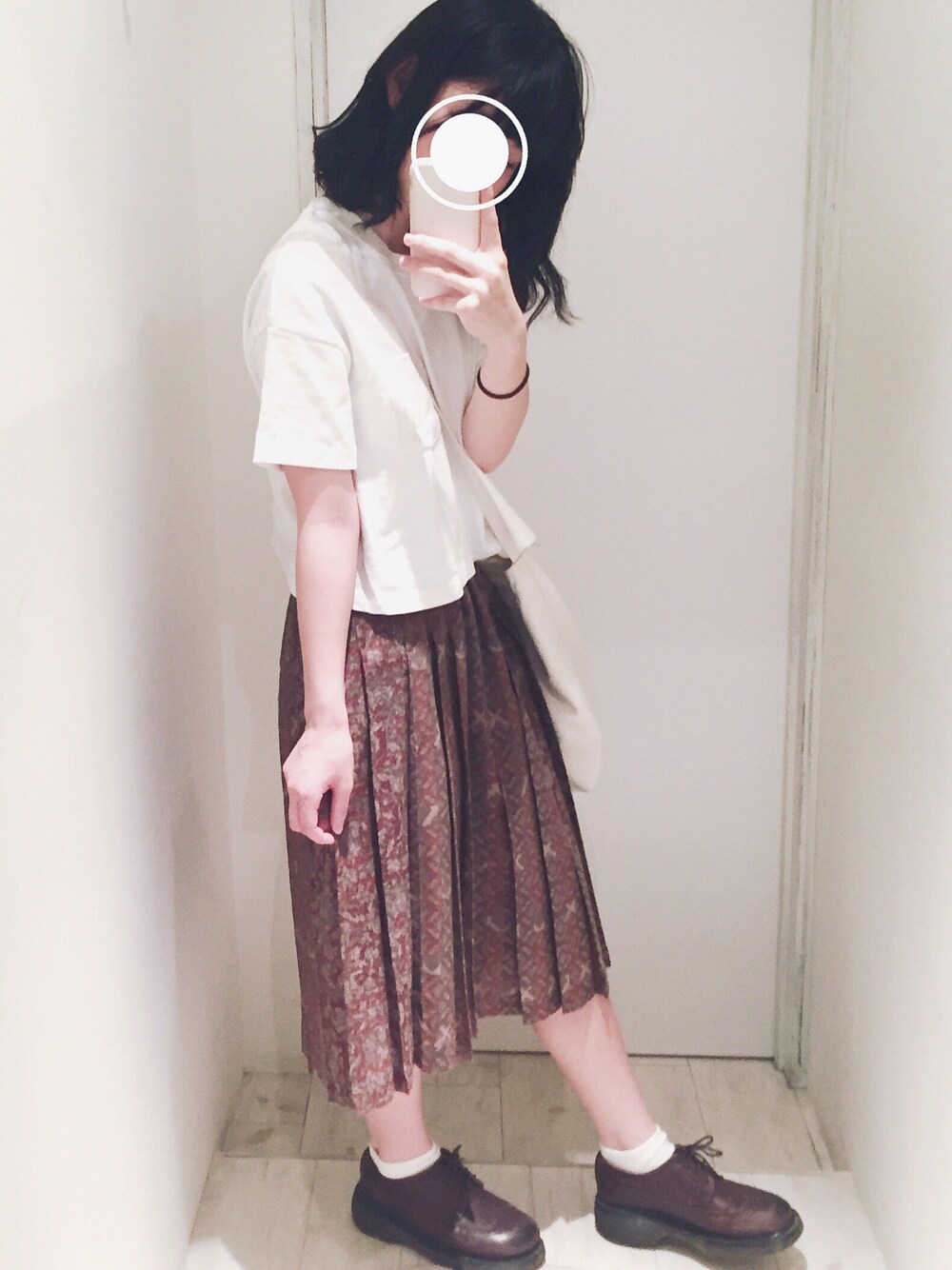 「GU、古着、ロングスカート、used、Dr.Martens、マーチン」｜「GUのアイテム（Tシャツ/カットソー、ホワイト系）」を使った、kaori.*さん（レディース・158cm）の夏コーディネートの1枚目の写真