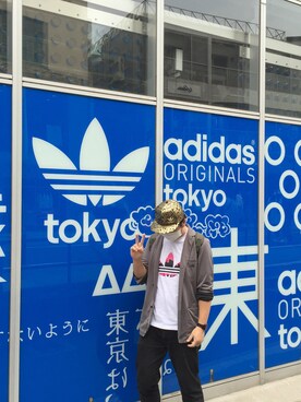 「adidas Originals by JEREMY SCOTT」｜「アイテム（ジャケット/アウター）」を使った、TOSHi from T.F.Lさん（メンズ・181cm）の春コーディネート