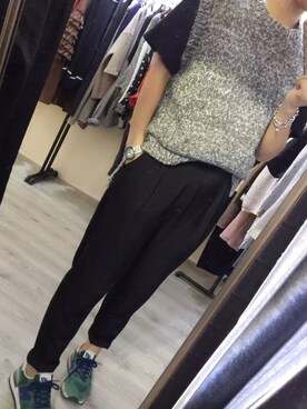 「R（アール）のアイテム（パンツ）」を使った、Raven さん（レディース・168cm）の秋コーディネート