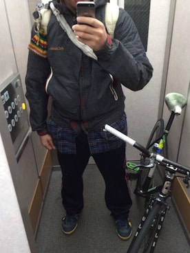 「こども ビームス（コドモビームス）のアイテム」を使った、榎本陸さん（メンズ・175cm）の秋コーディネート
