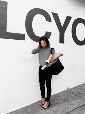 「Abercrombie&Fitch（アバークロンビーアンドフィッチ）のアイテム（その他トップス）」を使った、Alyssa Hadaさん（レディース・160cm）の秋コーディネート