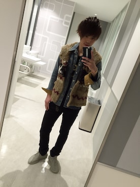 「イージーブースト」｜「アイテム（デニムジャケット）」を使った、YUTAさん（メンズ・174cm）の冬コーディネート