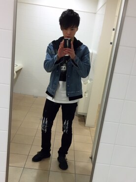 「イージーブースト」｜「アイテム（デニムジャケット）」を使った、YUTAさん（メンズ・174cm）の秋コーディネート
