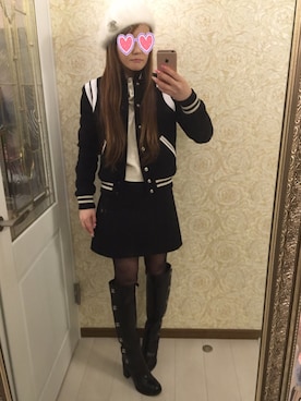 「SAINT LAURENT PARIS（サンローランパリ）のアイテム（スタジャン）」を使った、Reinaさん（レディース・157cm）の冬コーディネート