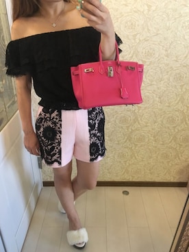 「MSGM（エムエスジーエム）のアイテム（パンツ）」を使った、Reinaさん（レディース・157cm）の秋コーディネート
