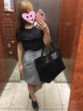 「ブラック×ホワイト」｜「アイテム（その他シューズ）」を使った、Reinaさん（レディース・157cm）の秋コーディネート