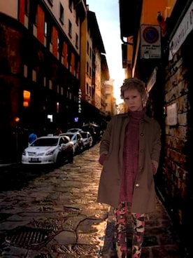 「アイテム（アクセサリー、パープル系）」を使った、JURi♡さん（レディース・165cm）の秋コーディネート