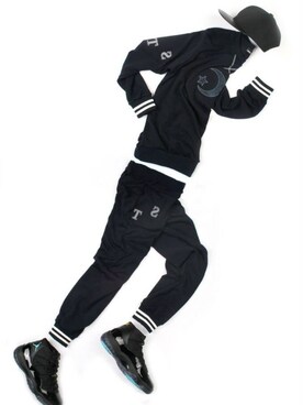 STRIKE KOREAさんのコーディネート