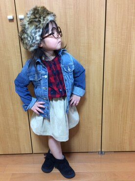 「スウェードスカート」｜「アイテム（ジャケット/アウター）」を使った、RiiiiijuuuunnnAさん（キッズ・90cm）の冬コーディネート