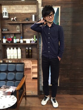 「BEAMS（ビームス）のアイテム（シャツ/ブラウス）」を使った、しん まことさん（メンズ・173cm）の冬コーディネート