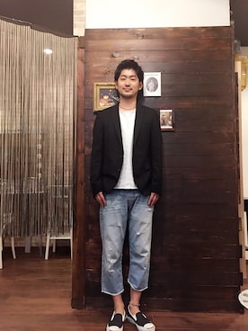 「AG（エージー）のアイテム（パンツ）」を使った、しん まことさん（メンズ・173cm）の秋コーディネート