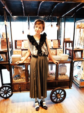 「ONCE UPON A TIME（ワンス　アポン　ア　タイム）のアイテム」を使った、kiki謝琦琦さん（レディース・162cm）の夏コーディネート