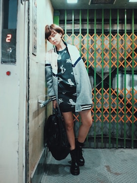 「GIVENCHY（ジバンシイ）のアイテム」を使った、kiki謝琦琦さん（レディース・164cm）の冬コーディネート