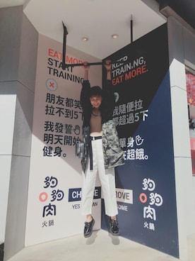 「GEORGE COX（ジョージコックス）のアイテム」を使った、kiki謝琦琦さん（レディース・164cm）の秋コーディネート