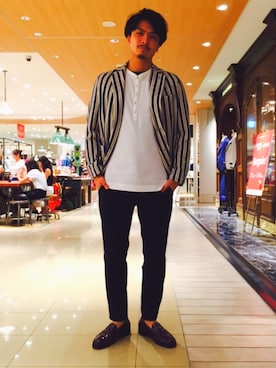 「アイテム（テーラードジャケット）」を使った、nano・universe 梅田 STAFFさん（メンズ・170cm）の夏コーディネート