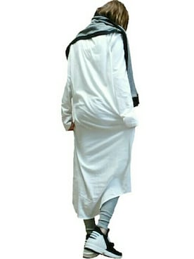 「es sadaharu hoshinoのアイテム（カーディガン/ボレロ、グレー系）」を使った、mmmさん（レディース・157cm）の春コーディネート