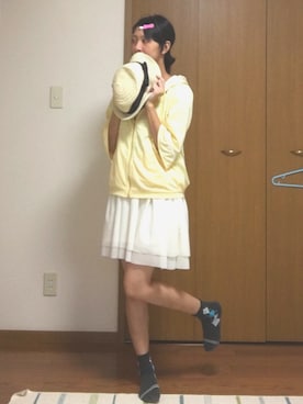 「axes femme（アクシーズファム）のアイテム（パーカー）」を使った、二宮もかさん（レディース・163cm）の夏コーディネート