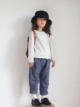 「pongee（ポンジー）のアイテム（パンツ）」を使った、pongeeさん（キッズ・110cm）の秋コーディネート