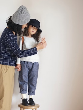 「pongee（ポンジー）のアイテム（パンツ）」を使った、pongeeさん（キッズ・110cm）の冬コーディネート