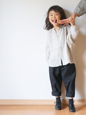 「pongee（ポンジー）のアイテム（パンツ）」を使った、pongeeさん（キッズ・110cm）の冬コーディネート