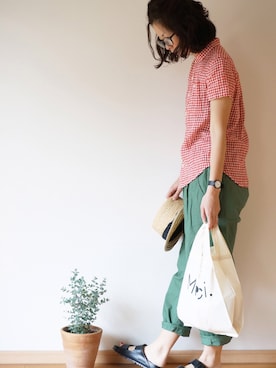 「pongee（ポンジー）のアイテム（トップス）」を使った、pongeeさん（レディース・170cm）の春コーディネート