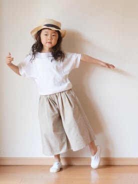 「pongee（ポンジー）のアイテム（トップス）」を使った、pongeeさん（キッズ・110cm）の春コーディネート