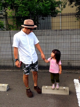 「クラークス」｜「アイテム（アナログ腕時計）」を使った、MMMYさん（メンズ・165cm）の秋コーディネート