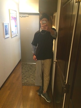 「アクティブ」｜「アイテム（チノパンツ）」を使った、こーしさん（メンズ・178cm）の春コーディネート