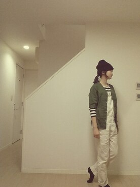 「Vlas Blomme（ヴラスブラム）のアイテム（サロペット/オーバーオール）」を使った、sieluさん（レディース・164cm）の春コーディネート