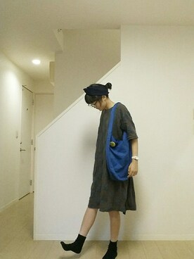 「アイテム（ヘアアクセサリー、ブルー系）」を使った、sieluさん（レディース・164cm）の秋コーディネート