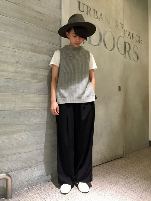 Mackey Urban Research Doors Womensのベストを使ったコーディネート Wear