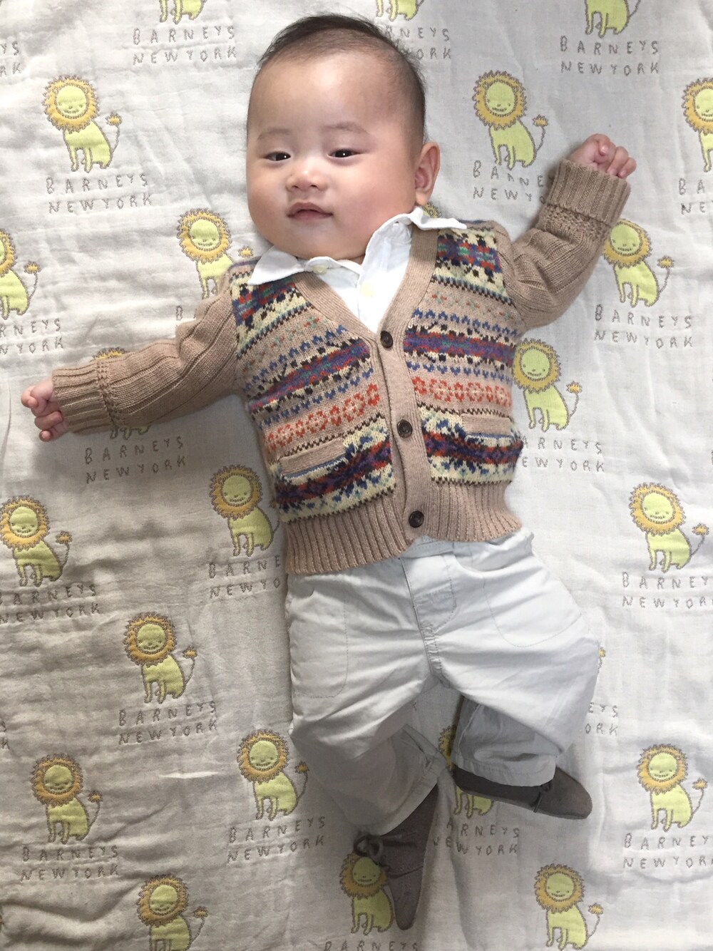 「baby、ベビー、ベビー服、ベビーコーデ、生後4ヶ月、Ralph Lauren、babygap」｜「RALPH LAURENのアイテム（カーディガン/ボレロ、ベージュ系）」を使った、MY&UCさん（キッズ・70cm）の秋コーディネートの1枚目の写真