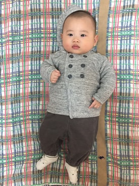「生後4ヶ月」｜「アイテム（オールインワン・サロペット）」を使った、MY&UCさん（キッズ・70cm）の秋コーディネート