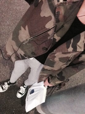 「CONVERSE（コンバース）のCONVERSE ALL STAR OX（スニーカー、ブラック系）」を使った、mya:)さん（レディース）の春コーディネート